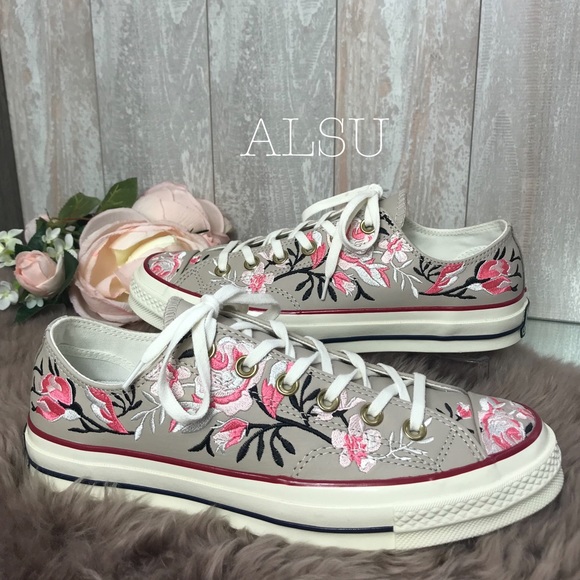 Converse Shoes - Converse Chuck 70 Leather OX Papyrus W AUTHENTIC